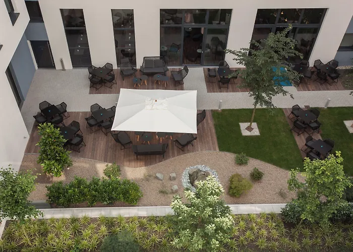 One Hauptbahnhof Hotel 3*