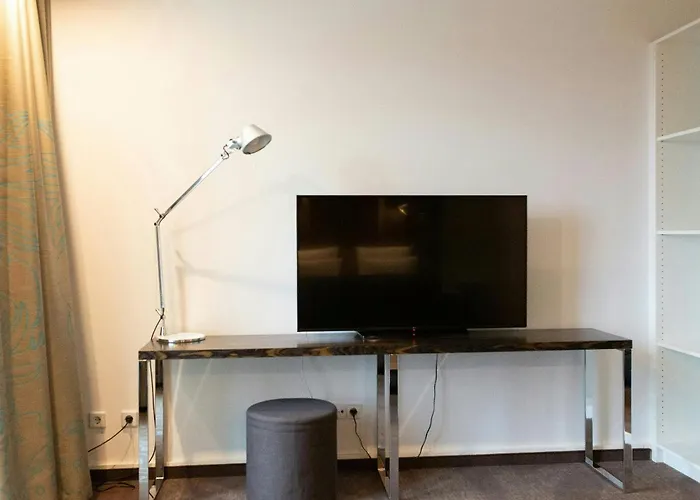 One Hauptbahnhof Szálloda