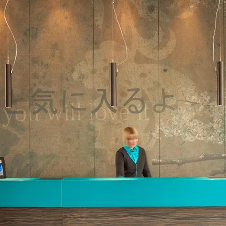 One Hauptbahnhof Hotel Dusseldorf
