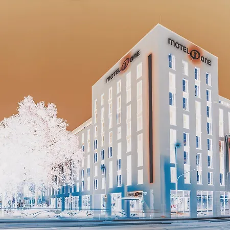 One Hauptbahnhof Düsseldorf