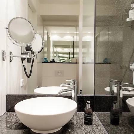 One Hauptbahnhof 3* Düsseldorf