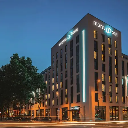 Hotel One Duesseldorf-hauptbahnhof 3*
