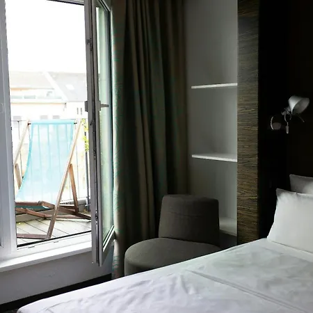 Hotel One Duesseldorf-hauptbahnhof 3*