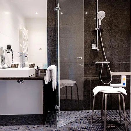 One Hauptbahnhof Hotel