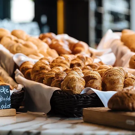 One Hauptbahnhof Düsseldorf