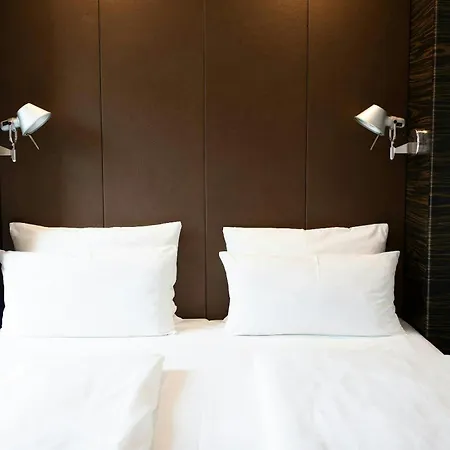 One Duesseldorf-hauptbahnhof Hotel