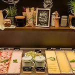 فندق One Duesseldorf-hauptbahnhof 3*