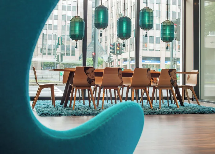 One Hauptbahnhof דיסלדורף