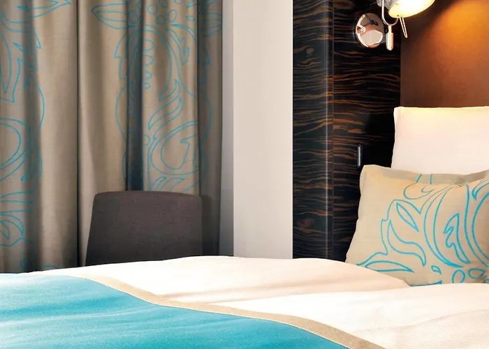 One Hauptbahnhof Hotel 3*